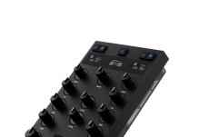 Controller / Mixer cu interfață integrată Native Instruments Traktor Z1 Mk2