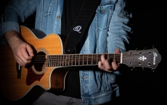 Curea chitară Ortega Genuine Leather Strap Black Braid OSCU-4