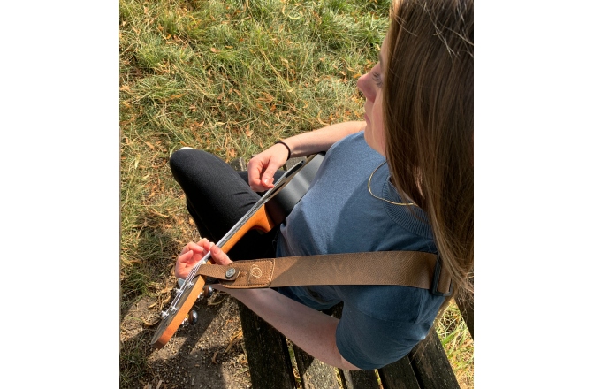 Cutrea Ukulele Ortega Vegan Series Ukulele-Strap - Tan + Bonus CONNECT-XX