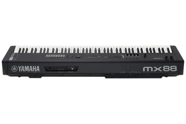 Yamaha MX88 — 3