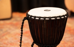 Djembe Meinl Professional African Style Djembe - 10" Village Carving