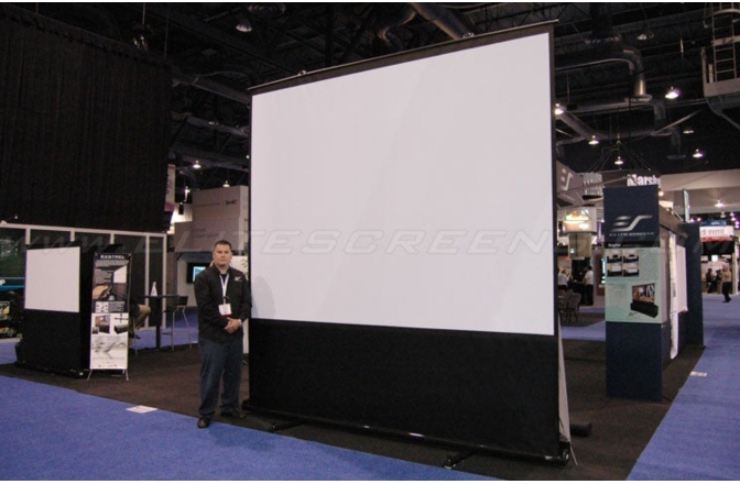 Ecran de proiecție Elitescreens Ecran proiectie portabil Pull Up, 203 x 152 cm  ezCinema F100NWV, format 4:3