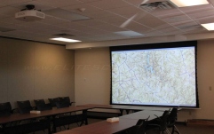 Ecran proiectie electric Elitescreens 243.8 x 137 cm Tensionat Evanesce Tab-Tension B 16:9
