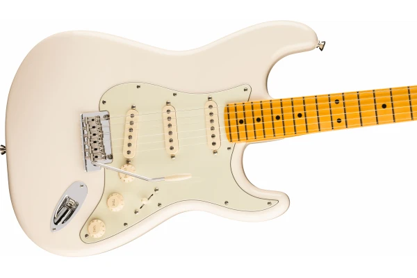Fender American Professional Stratocaster Maple Fingerboard Olympic White — 4