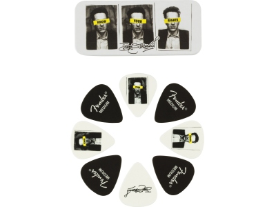 Joe Strummer Pick Tin Medium (8)