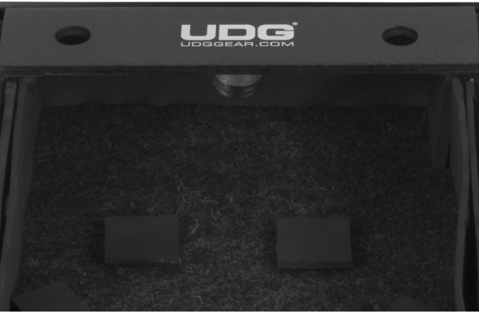 Flightcase mixer / player DJ UDG Ultimate Flight Case Multi Format CDJ/MIXER mk3