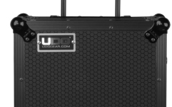Flightcase pentru pickup-uri  UDG Ultimate Flight Case Turntable Plus mk2 - Trolley & Wheels