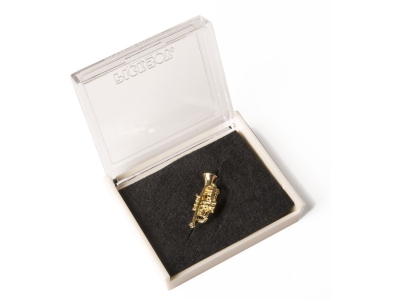 Pin Trompetă