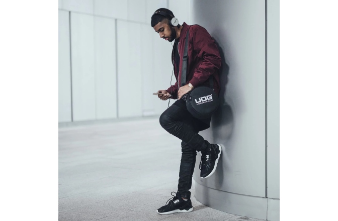 Husă pentru căști UDG Ultimate DIGI Headphone Bag