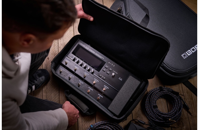 Husă procesor efecte Boss CB-BM-M Medium Multi-Effects Bag