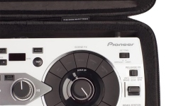Husă rigidă sampler DJ UDG Creator Hardcase RMX-1000