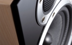 Incinte acustice de podea Wharfedale Diamond 10.5