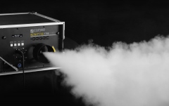 Mașină de fum Cameo Instant Fog 1700 Pro Touring