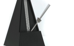 Metronom Wittner Forma de piramida Negru 855161