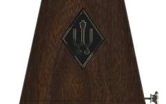 Metronom Wittner  Forma de piramida Nuc-granulat 855131