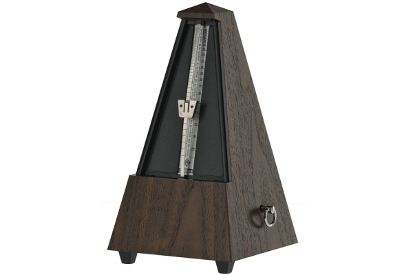 Pyramid Walnut grain Pyramid Walnut grain