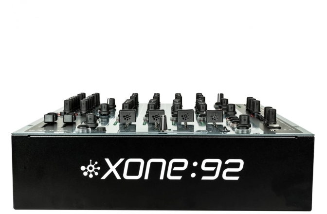 Mixer analogic DJ Allen&Heath Xone:92 MK2