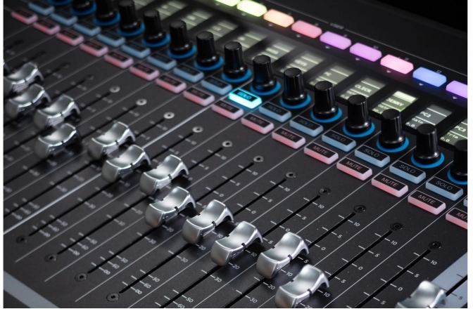 Mixer digital Waves eMotion LV1 Classic
