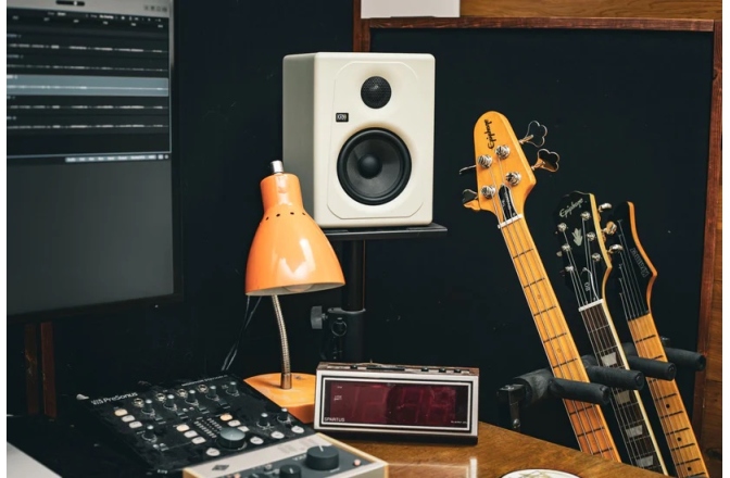 Monitor activ de studio KRK Kreate 5 Latte Limited Edition Studio Monitor