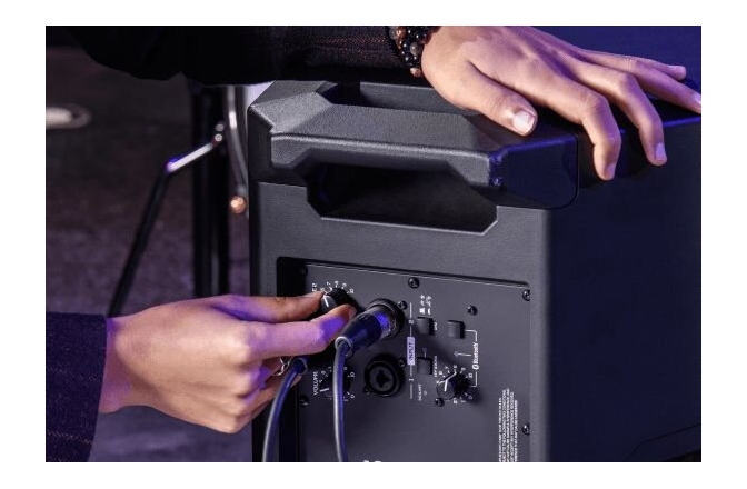 Monitor activ tobe electronice Alesis Strike Amp 8 MK2