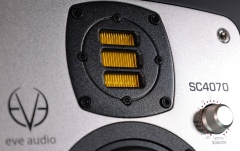 Monitor de studio EVE Audio SC4070