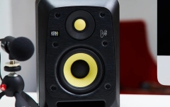 Monitor de studio KRK V4S4 Studio Monitor