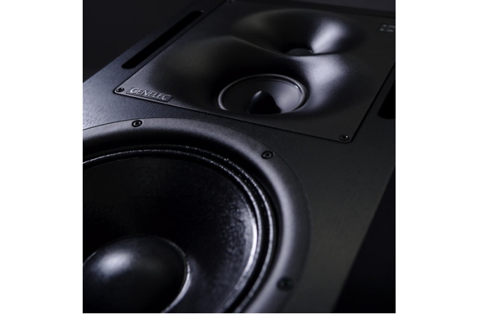 Monitor de studio tri-amplificat Genelec 1037CEM