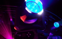 Moving head Cameo AZOR W2
