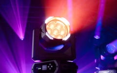 Moving head Cameo AZOR W2