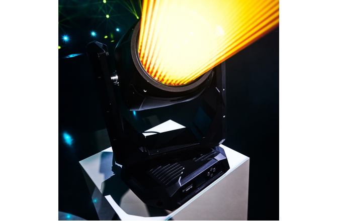 Moving head Cameo ORON H2
