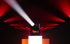 Moving head Cameo OTOS SP6