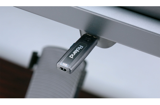 Orga digitala Roland ATELIER AT-75
