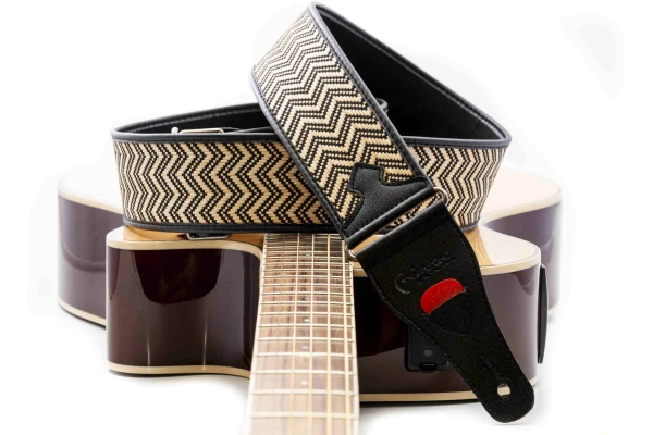 RightOn VICTORIA Black Guitar Strap — 2