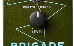Pedala Chorus<br /> Universal Audio UAFX Brigade Chorus & Vibrato