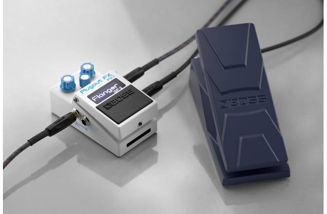 Pedalǎ stompbox Boss PX-1 Compact Plugout FX