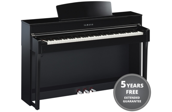 Pian digital cu 88 de clape Yamaha CLP-635 PE