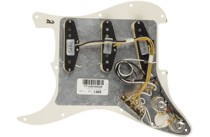 Pickguard  Fender Pre-Wired Strat Pickguard Custom Shop Fat 50's SSS Parchment 11 Hole PG
