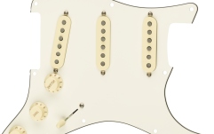 Pickguard Fender Pre-Wired Strat Pickguard Tex-Mex SSS Parchment 11 Hole PG