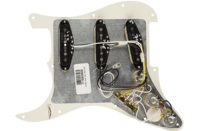 Pickguard  Fender Pre-Wired Strat Pickguard Vintage Noiseless SSS Parchment 11 Hole PG