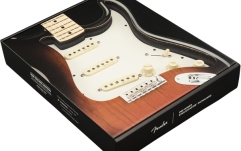 Pickguard  Fender Pre-Wired Strat Pickguard Vintage Noiseless SSS Parchment 11 Hole PG