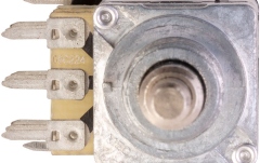 Potenţiometru MEC Pickups  Stereo + Mono Stacked Potentiometer, (05C220K / 05A220K) / B100K