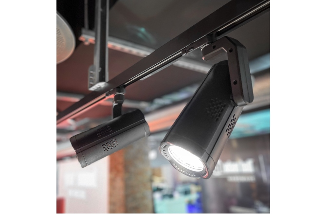 Proiector LED  Cameo G4 T