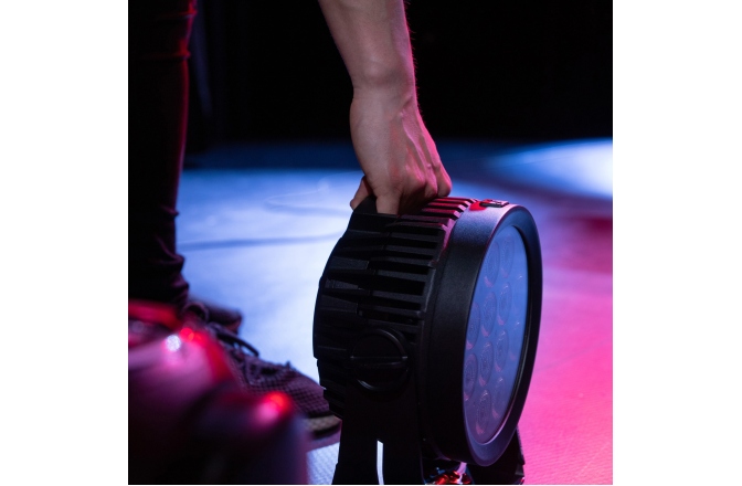 Proiector LED PAR, IP65  Cameo Flat Pro 7
