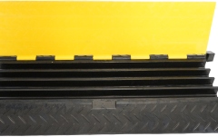 Protectoare cabluri FOS Cable Ramp 4