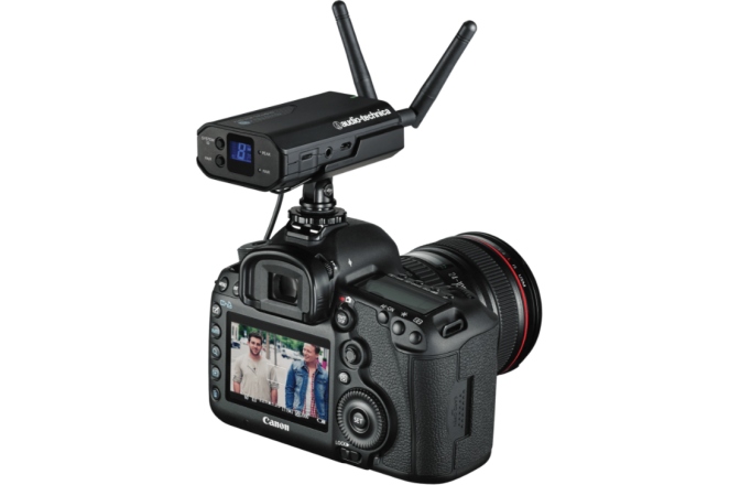 Receiver wireless cameră  Audio-Technica ATW-R1700 Digital Camera Mount Receiver