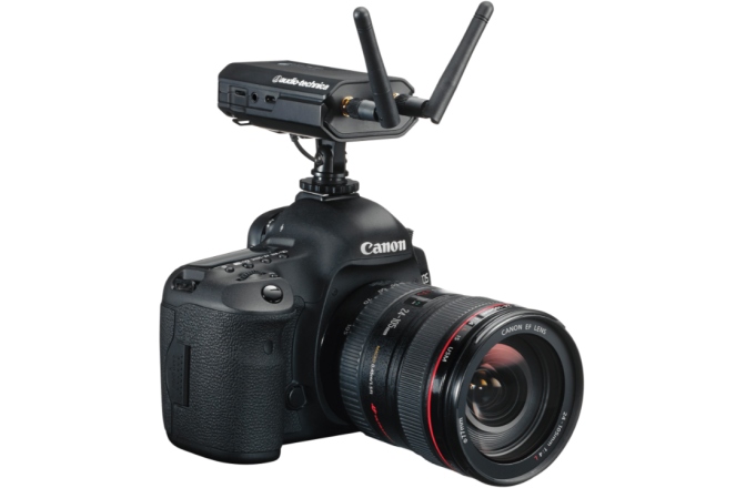 Receiver wireless cameră  Audio-Technica ATW-R1700 Digital Camera Mount Receiver