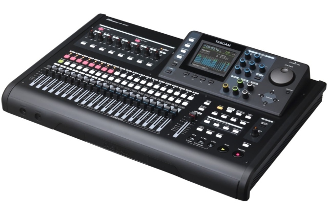 Recorder digital portabil Tascam DP-32SD