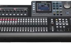 Recorder digital portabil Tascam DP-32SD
