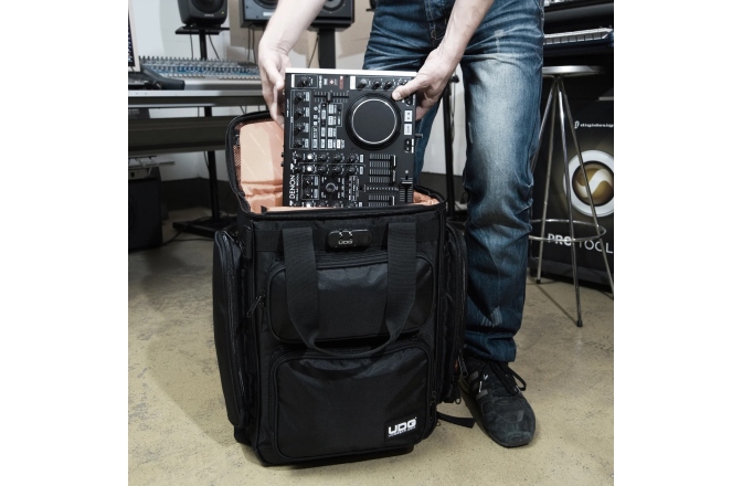 Rucsac controler UDG Ultimate ProducerBag Large