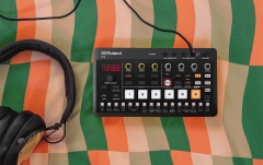 Sampler / modul de sunet Roland P-6 AIRA Compact Creative Sampler
